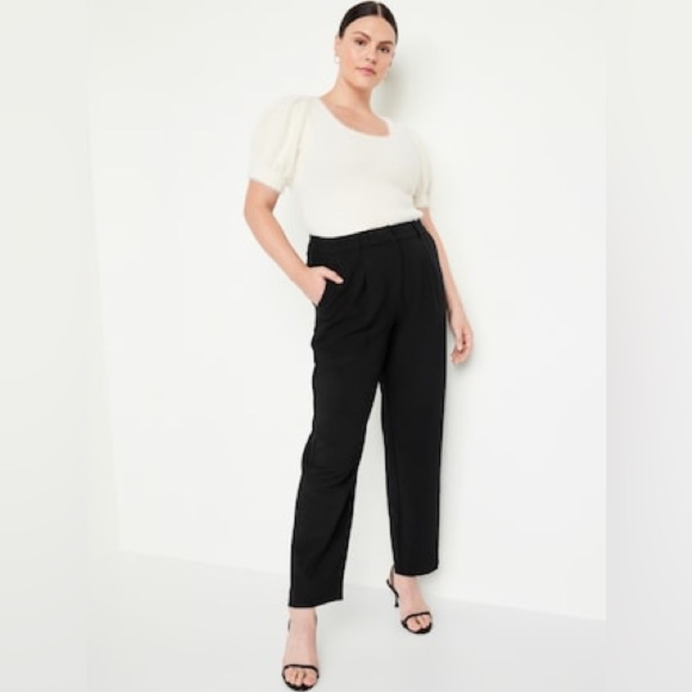 Old Navy black dress pants with elastic waistband, size L